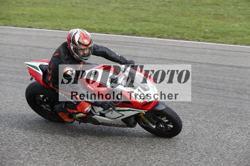 /53 16.09.2025 Track Day Domi Aegerter ADR/Gruppe gruen/61